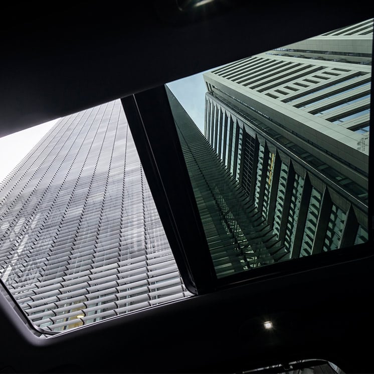 Breath-taking Sunroof